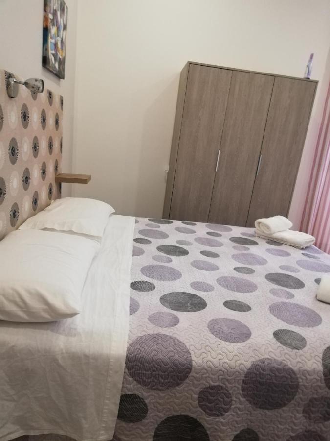 ブリンディジ Casa Di Edo Bed & Breakfast エクステリア 写真