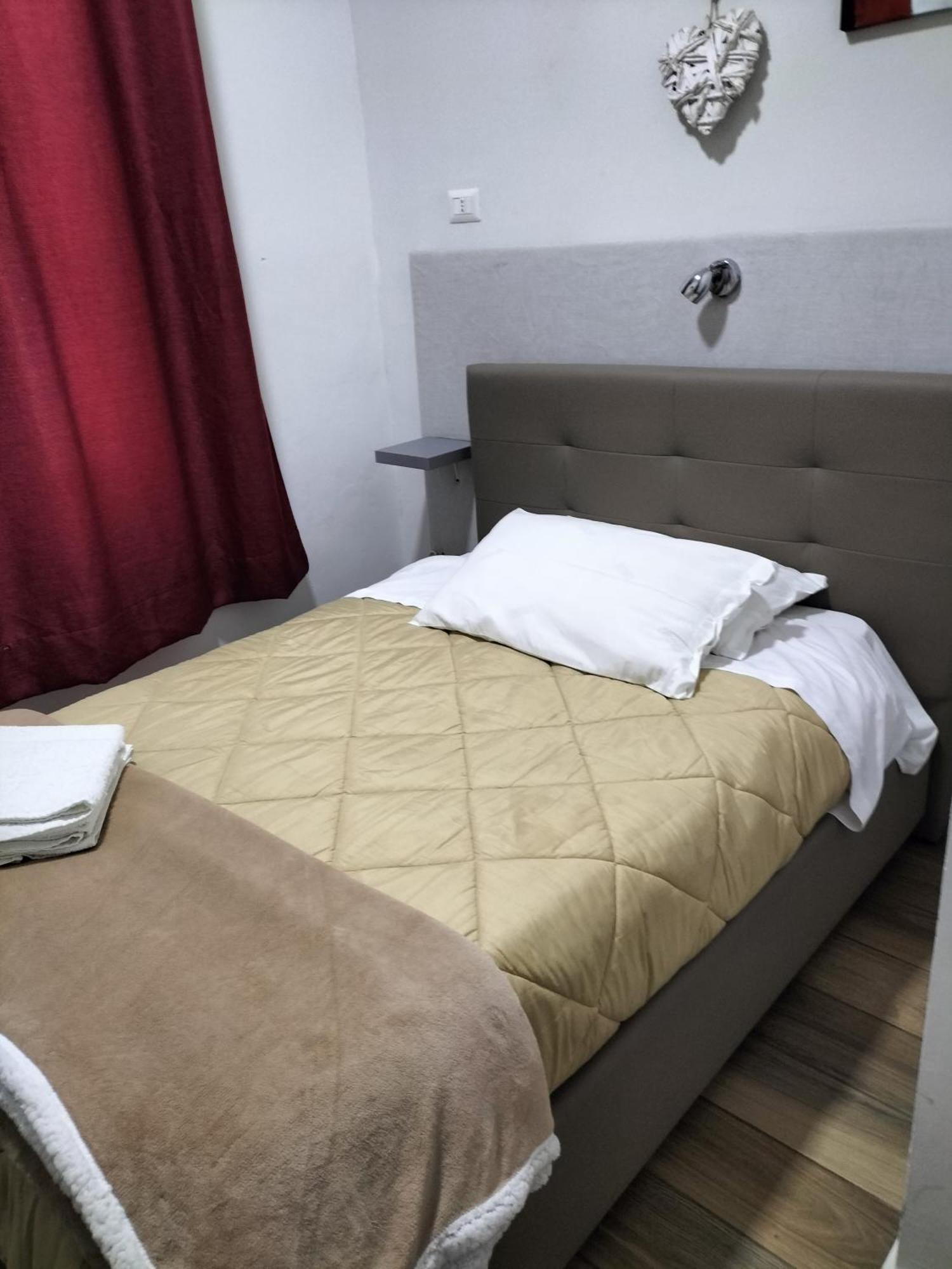 ブリンディジ Casa Di Edo Bed & Breakfast エクステリア 写真